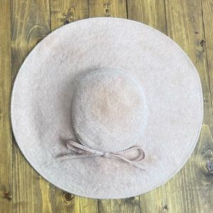 Vintage Wilshire of California 1950’s pink wide brim hat